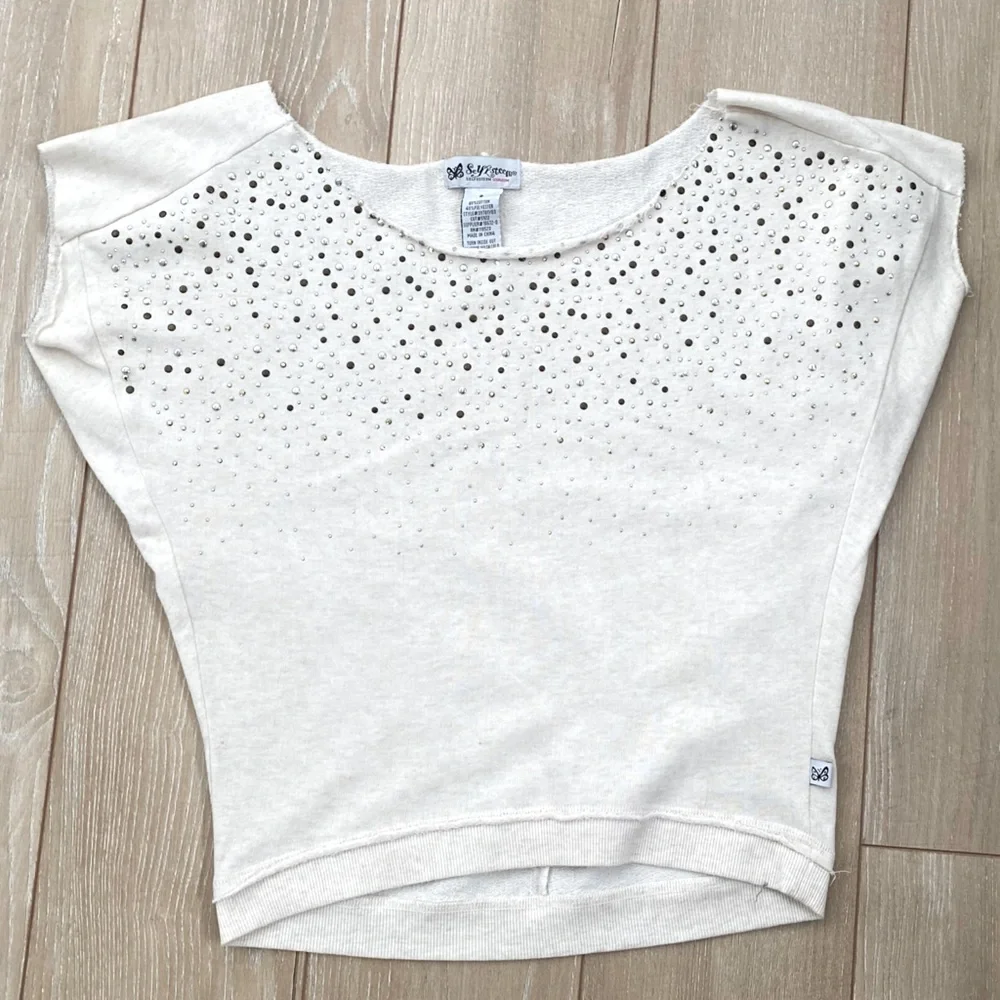 Tee - Picture 1 of 2